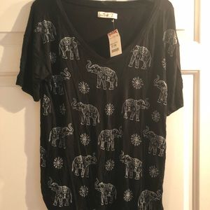 Hollister black elephant top.  NWT